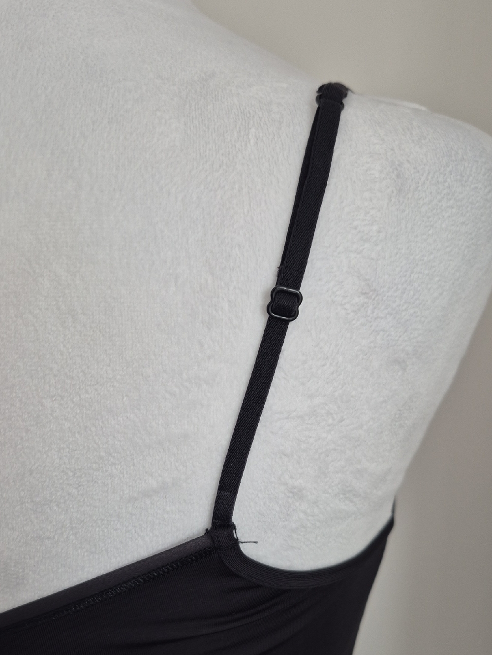 Calvin Klein Perfectly Fit Knee Chemise In Black Size Small - Picture 5 of 7